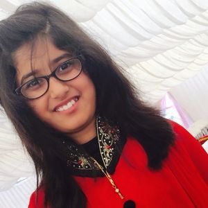 Meet your Posher, Adeela