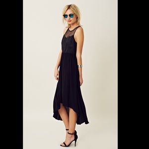 Ladakh Upstate Dress Sweertheat Muscle T Collar