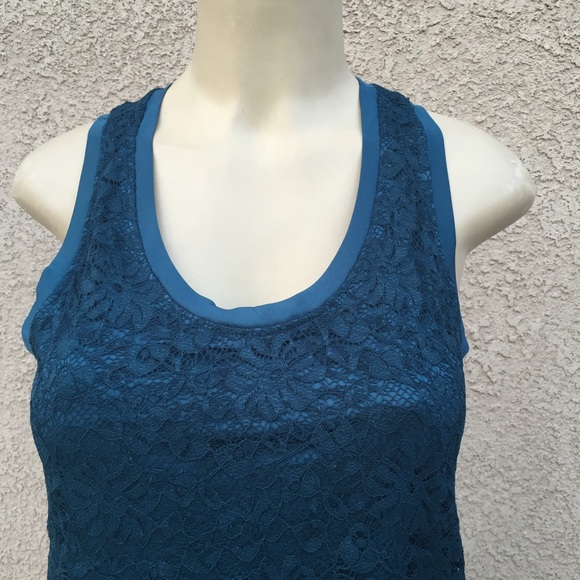 🆕 Racer back tank top - Picture 2 of 3