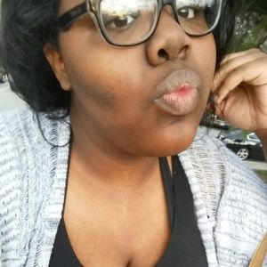 Meet your Posher, Jasnine