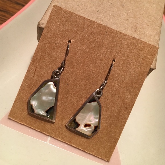 Shell earrings