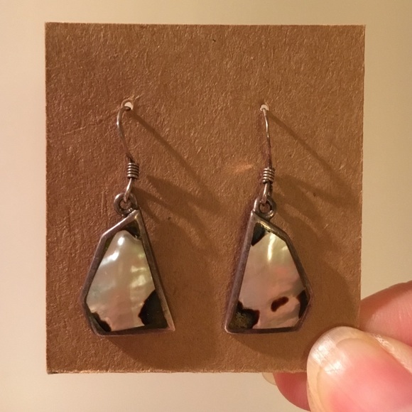 Shell earrings - Picture 2 of 2