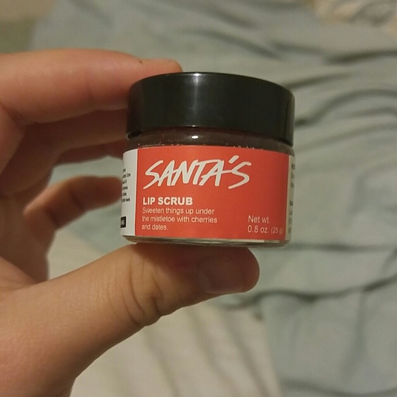 LUSH Santa's lip scrub