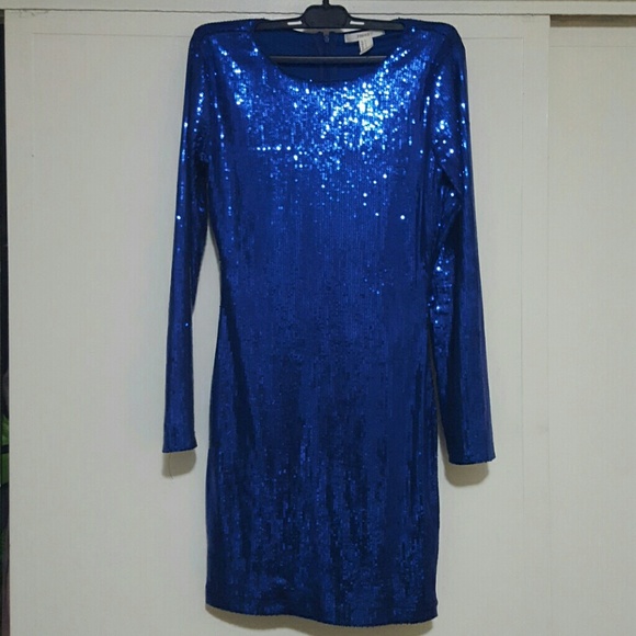 Blue sequin party dress