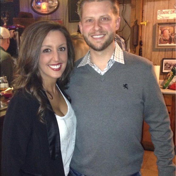 Meet your Posher, Mallory - Picture 2 of 2