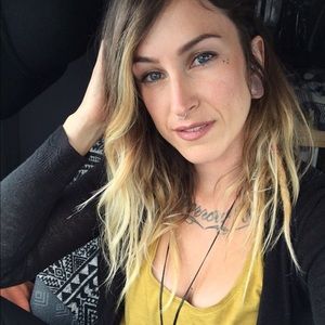 Meet your Posher, Jenny