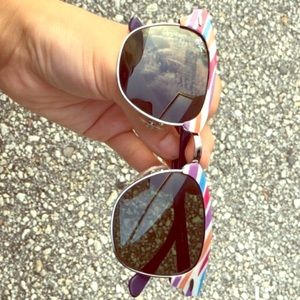 🚫SOLD🚫Club Master Ray-ban sunglasses w/ case!