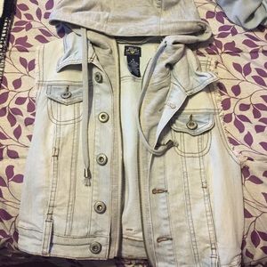 Adorable hooded denim vest!!