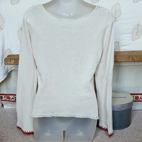 *SOLD* Vintage sweater with crochet detail - Picture 3 of 4