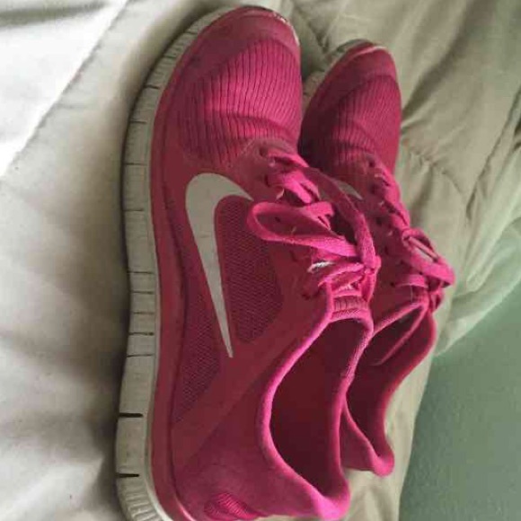 Nike Free 4.0 - Picture 1 of 3