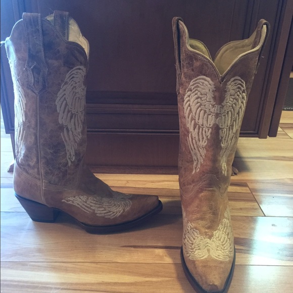 Corral cowboy boots