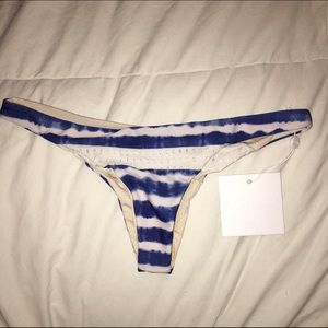 Acacia bottoms pacific tides bottoms