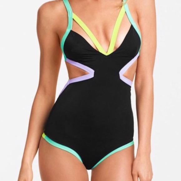 SOLD🚫Victoria secret one piece - Picture 2 of 4