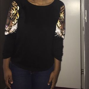 Quarter- Sleeve Black Shirt/Sweater