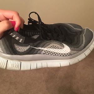 Nike Free Tennis Shoes