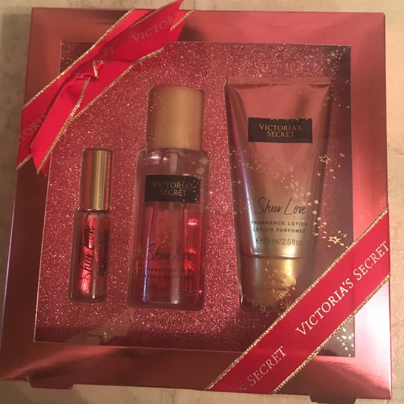 Victoria Secrets "Sheer Love" Fragrance Set.