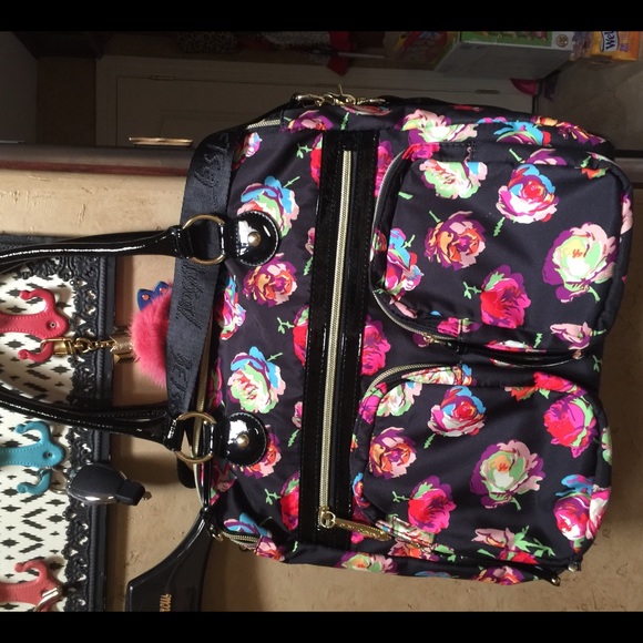 Betsey Johnson Handbags - NEW BETSEY JOHNSON PURSE