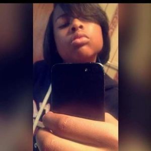 Meet your Posher, Mikayla