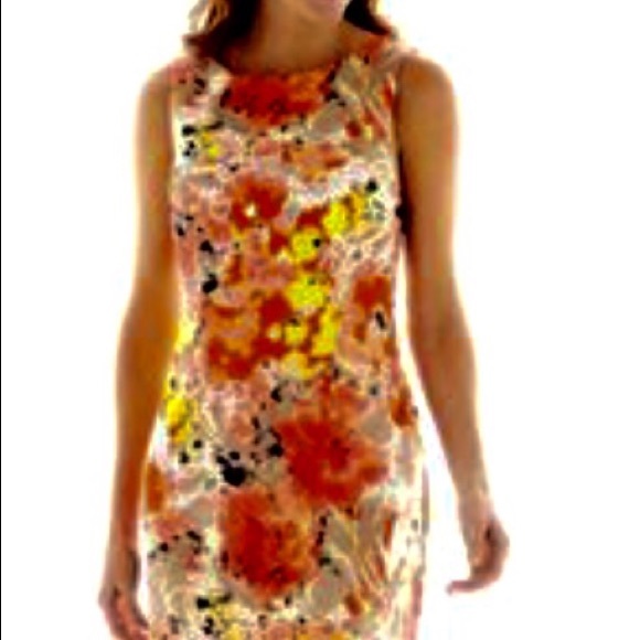 Springy sleeveless floral sheath dress