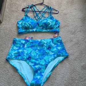 Forever 21 swimsuit 2 piece