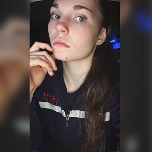 Meet your Posher, Abby