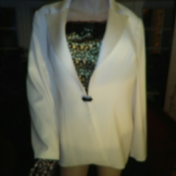 Jacket - Picture 2 of 4