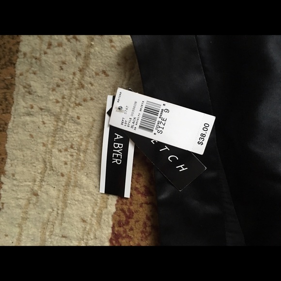 NWT A. Beyer Black stretch mini skirt - Picture 3 of 4