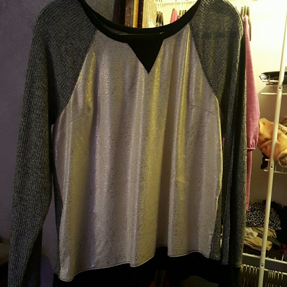 Apt 9 Waffle/Shimmer LS top