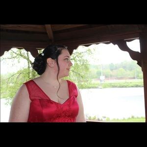 Meet your Posher, Emily