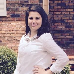Meet your Posher, Makayla