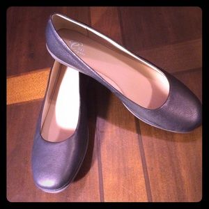 Pair of dark brown flats