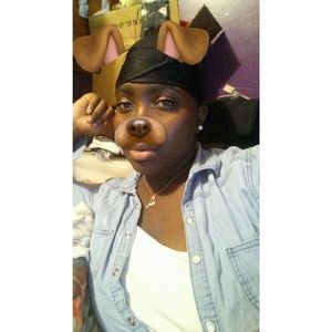 Meet your Posher, Zakeya