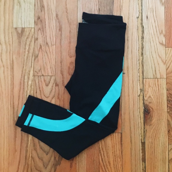VS Sport leggings