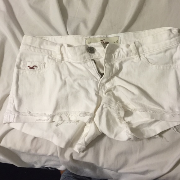 white Hollister shorts