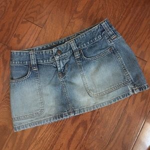 👄Albercrombie Skirt size 0👄