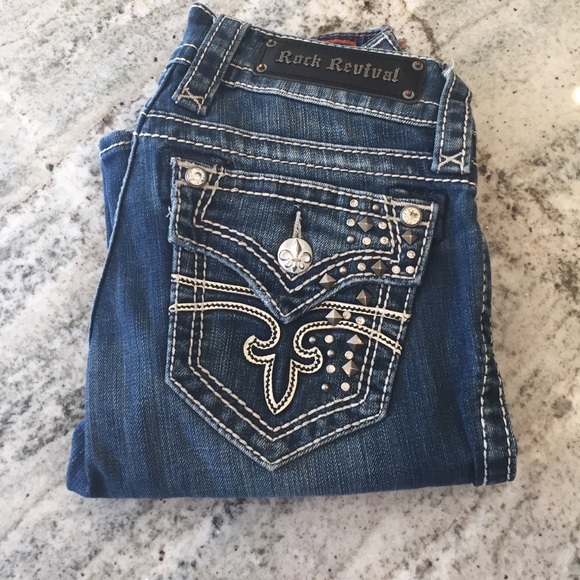 ROCK REVIVAL SKINNY JEANS