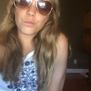 Meet your Posher, Jana