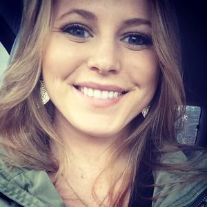 Meet your Posher, Whitney