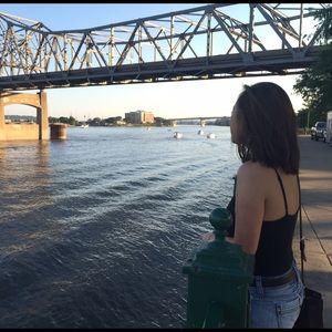 Meet your Posher, Quynh