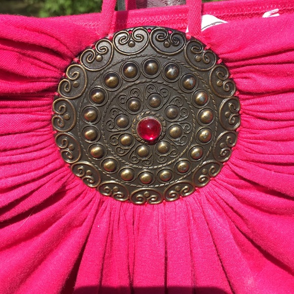 Hot pink strapless top with optional halter string - Picture 2 of 4