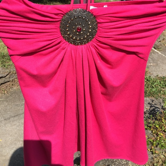 Hot pink strapless top with optional halter string - Picture 4 of 4