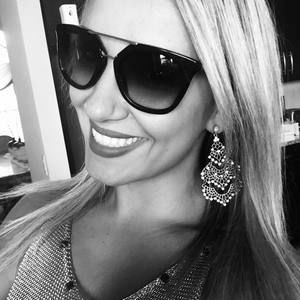 Meet your Posher, Carolina