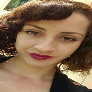 Meet your Posher, Joanna