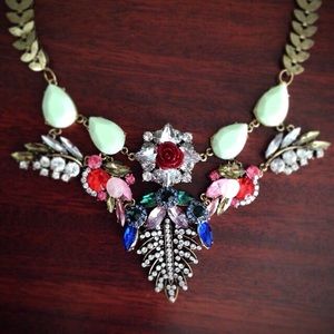 🎉HP🎉Anthropologie Statement Necklace