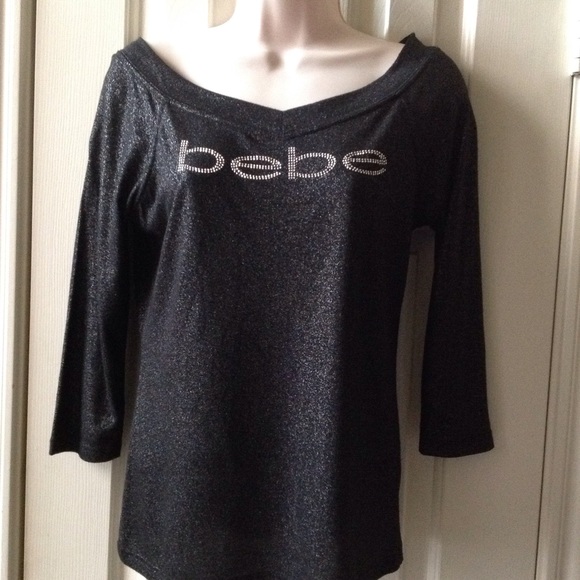 Bebe logo 3/4 sleeves with shimmery material💠
