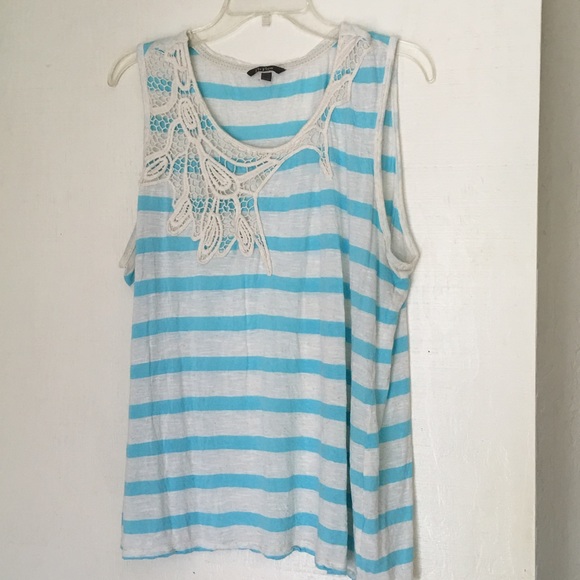 Lace  detail striped tank