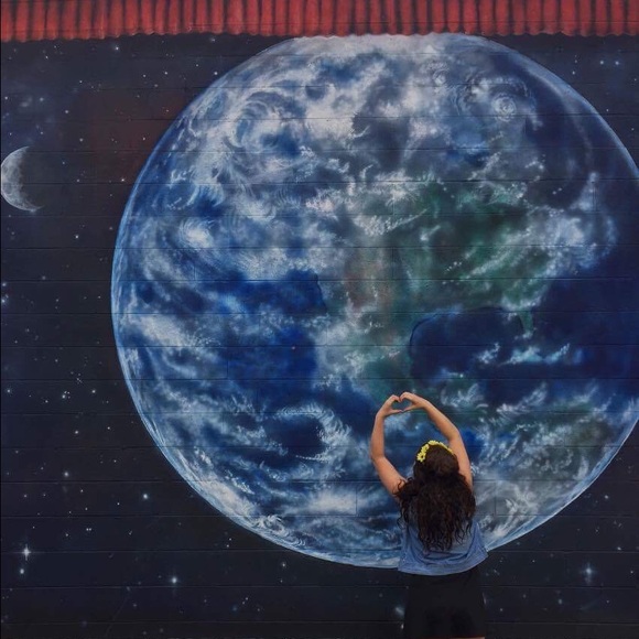 Meet your Posher, Shay - Picture 3 of 8