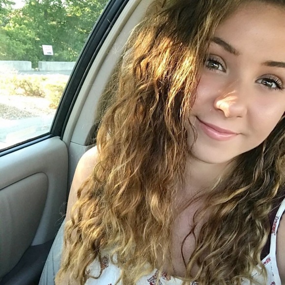 Meet your Posher, Shay - Picture 4 of 8