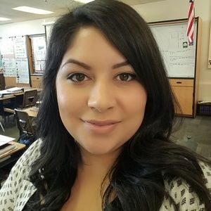 Meet your Posher, Herenia