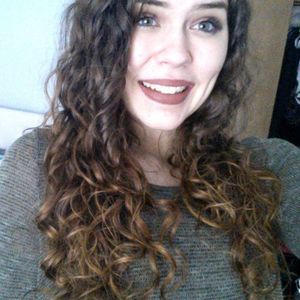 Meet your Posher, Makayla